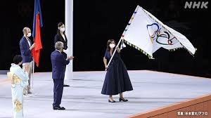 閉会式は2月22日午後6時から長野オリンピックスタジアムで開催され、天皇・皇后が臨席した。 各国の選手が入場し、「日本の祭り」というプログラムで長野県の祭りが一堂に集結、 創作和太鼓 『勇駒、信濃田楽、万岳の響き』の総勢2,000人揃い打ちが 小口. Scte Viw4aqeym