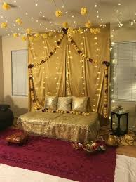 Pin By Aminah Memon On Mehandi In 2020 Home Wedding Decorations Mehendi Decor Ideas Desi Wedding Decor