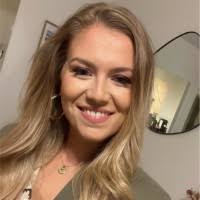 100+ profils pour “Cassandra Costa”