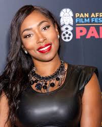 Nikki Mcelroy's Instagram, Twitter & Facebook