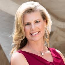 Alexandra Sargent's Instagram, Twitter & Facebook