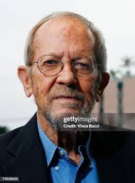 17 Photos & High Res Pictures