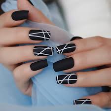 Voir plus d'idées sur le thème ongle matte, ongles, vernis à ongles. 1001 Modeles De Manucure Noire Parfaits Pour L Hiver