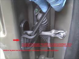 Renault Megane 3 Coupe Tuto Demontage Frein De Porte Tirant De Porte Ou Arret De Porte Youtube