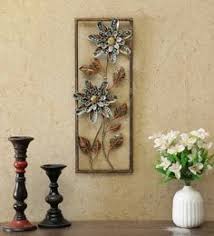 That is why decornation is here to help you with these diy 8. Floral Metal Art Buy Floral Metal Art Online In India At Best Prices Metal Wall Art Pepperfry Page 1