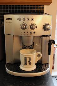 Our delonghi esam3300 super automatic espresso/coffee machine review wouldn't be complete without calling special attention to the reservoir size. Review Delonghi Magnifica Esam 4200 S The Roasting House