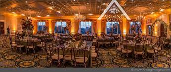 Beautiful Wedding Reception At The Shenandoah Country Club Www Arisingwedding Michigan Wedding Venues Michigan Wedding Photography Beautiful Wedding Reception