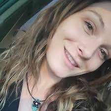 Michelle Schweitzer's Instagram, Twitter & Facebook