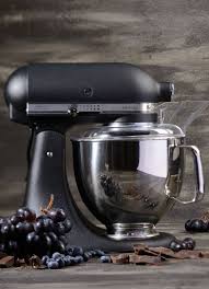 Kitchenaid Artisan Mixer Keukenrobot 4 8 Liter 5ksm175psebk Vulkaanzwart Zwart De Bijenkorf Kitchenaid Artisan Kitchenaid Mengkommen