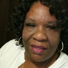 Tracy Dampier's Instagram, Twitter & Facebook