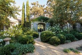 How You Can Tour The County Estate Patina Farm Farm Landscaping Patina Farm Farmhouse Landscaping