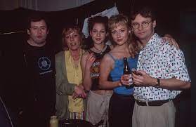 They first began training as a nurse. Die Camper Das Machen Die Darsteller Heute