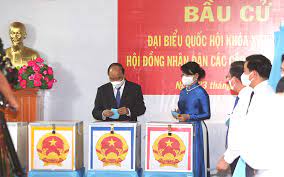 Hãng tin mỹ ap nhận định thành viên trong chiến dịch tranh cử của trump đóng vai trò quan trọng trong dàn dựng bạo loạn đồi capitol. Usjfvl 6jjnu M