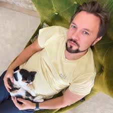 Her name is “Sunny”