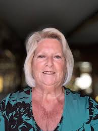 Who want to lose weight easily? 🤣😂