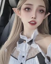 Escape with you to Wonderland🎃