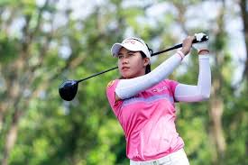 อาฒยา ฐิติกุล นักกอล์ฟสาววัย 18 ปีจากราชบุรี เจ้าของแชมป์เลดีส์ยูโรเปียนไทยแลนด์ฯ สองสมัย โชว์ผลงานสมราคา เก็บเพิ่มอีก 3 อัน. à¸­à¸²à¸'à¸¢à¸² à¸ à¸• à¸ à¸¥2