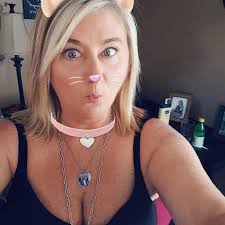 Tips for charging a cell phone in Magic Kingdom?