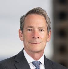 Andrew Vail's Instagram, Twitter & Facebook