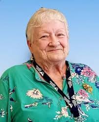 Doreen Linton's Instagram, Twitter & Facebook