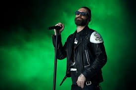 Maroon 5 Ties The Black Eyed Peas For The Most No 1 Hits On