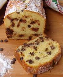 Le Cake Gourmand Au Riz Est Un Gateau A Base De Riz Cuit Au Lait Enrichi De Raisins Secs Jaunes D Oeufs Be Recette Facile Gateau Moelleux Gateaux Et Desserts