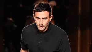 See an archive of all riccardo tisci stories published on the new york media network, which includes nymag, the cut, vulture, and grub street. Burberry Announces Riccardo Tisci Givenchy S Former Golden Boy As Its New Chief Creative Officer Gq