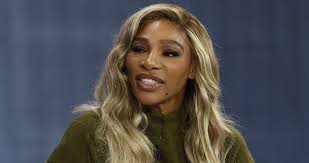 Ismét nagyszülő lesz Danny DeVito