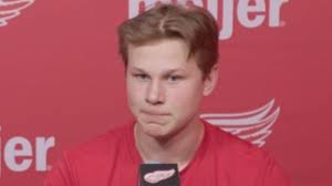 Nhl Draft Carter's Bear Ted Kulfan Talks To Red Wings Draft Picks  Carter Bear, Left, And Eddie