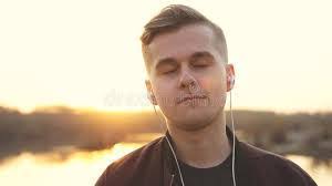 Fern Mann's Instagram, Twitter & Facebook