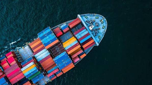 Pakistan's Oil Import Bill Beats IMF's FY26 Forecast