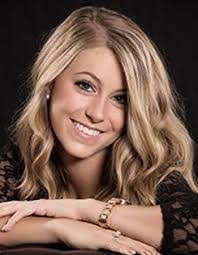 Haley Renae's Instagram, Twitter & Facebook