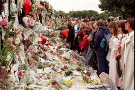 Neither is this story being told by a woman repressed by a particular religion or culture. Aaliyah Whose Soaring Career Was Cut Short By A Tragedy Nytimes Com