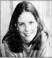 Robyn Ginsberg's Instagram, Twitter & Facebook