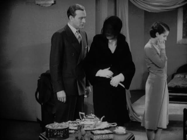 1929 / 1930 – The Divorcee – Academy Award Best Picture Winners