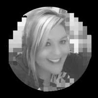 90+ perfiles de «Laci»