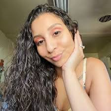 Maritza Bello 💛 (@maritzalb23)