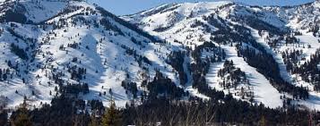Everything was new and clean with a large flat screen tv. Ski Jackson Hole The Rustic Inn Snowmobile Tour Argus Reisen