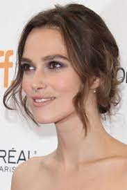 The Prettiest Hairstyles For Square Faces Square Face Hairstyles Haircut For Square Face Face Shape Hairstyles