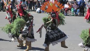 It is home to the federally recognized white mountain apache tribe of the fort apache reservation, a western apache tribe. Indian Arts Food At Globe Apache Jii Festival