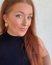 Carissa Knapp's Instagram, Twitter & Facebook