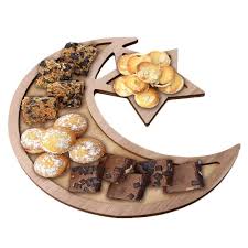 Place sausage and bacon in the hash brown crust. Aguiguo Serving Wooden Tray Muslim Ramadan Moon Shaped Tableware Wood Decoration Great For Breakfast Dinner Tray Party Snack Tray D Buy Online In Aruba At Aruba Desertcart Com Productid 123292569