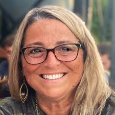 Michele Eastham (@meastham27)