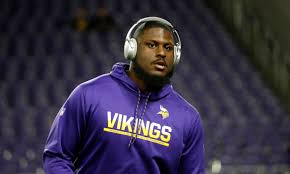 Vikings Dt Jaleel Johnson Working To Shed Bull In A China