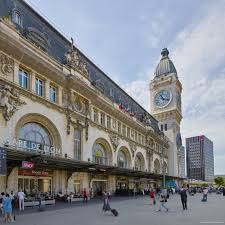 It has an amazing french rococo architecture and french restaurants. Hotel Citizenm Paris Gare De Lyon Frankreich Bei Hrs Gunstig Buchen