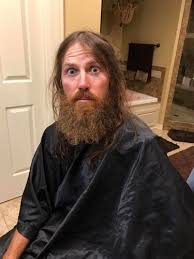Duck Dynasty Star Is Unrecognizable After Shaving His Beard - Jase Robertson  Shaves His Beard