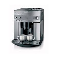I enjoy mostly lattes and caps, while my wife likes strait coffee. Delonghi Esam 3200 S Machine Expresso Automatique Avec Broyeur Magnifica Argent Cdiscount Electromenager