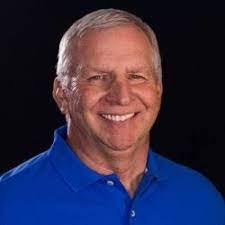 Kenny Dean's Instagram, Twitter & Facebook