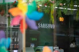 Samsung Galaxy M33 5G with Android 12 ...