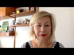 Vikki Hill's Instagram, Twitter & Facebook